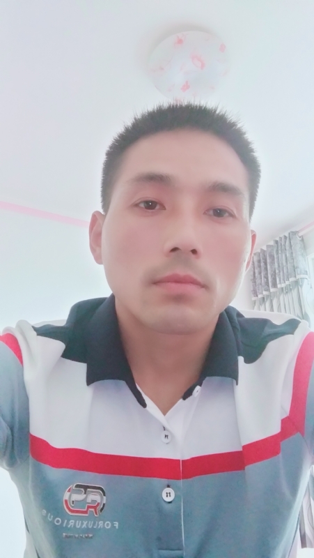 染红尘世的第一张照片--十堰残疾人相亲网